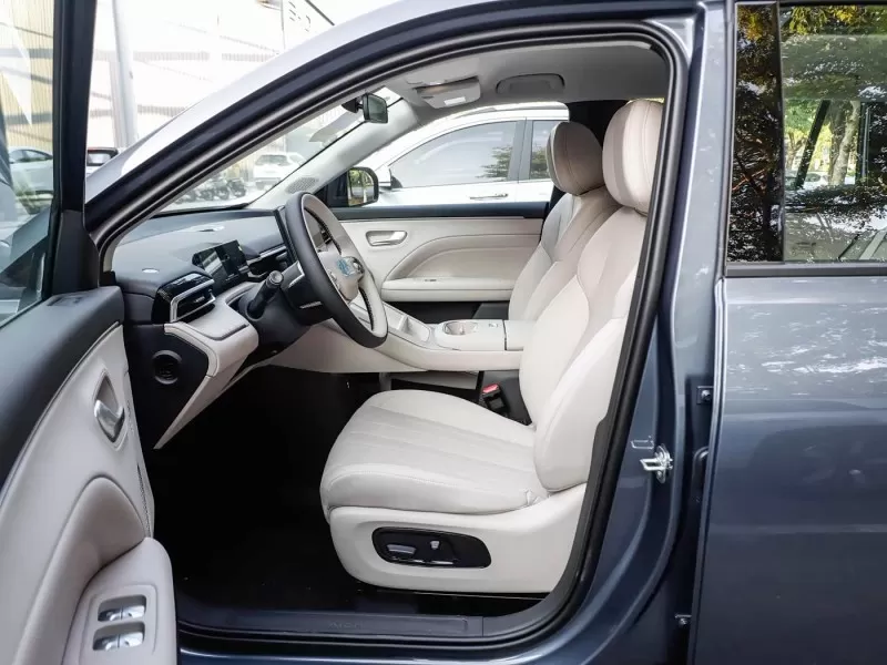 AION i60 2026 530 Standard Affordable Electric SUV from China