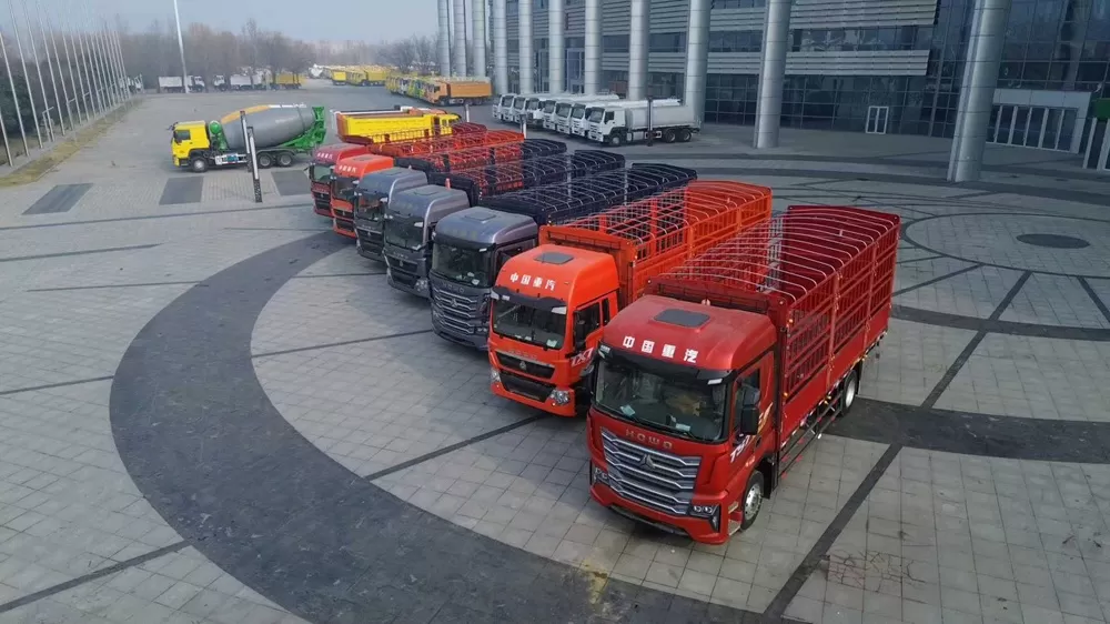 Sinotruk Howo TX7 Pro 4×2 Cargo Truck cum Slab Structure 250 Horsepower