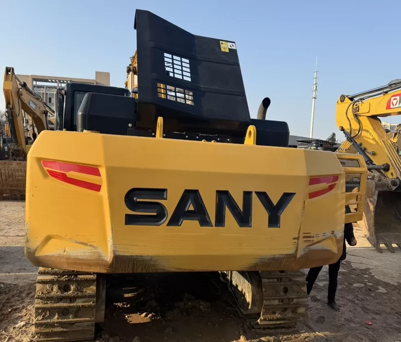 Parabilis usus Sany SY375H crawler CAVATOR - constructione necessitates perfecte occurrat